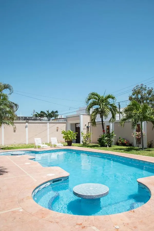 Habitacion Privada Con Alberca Chetumal Mexico